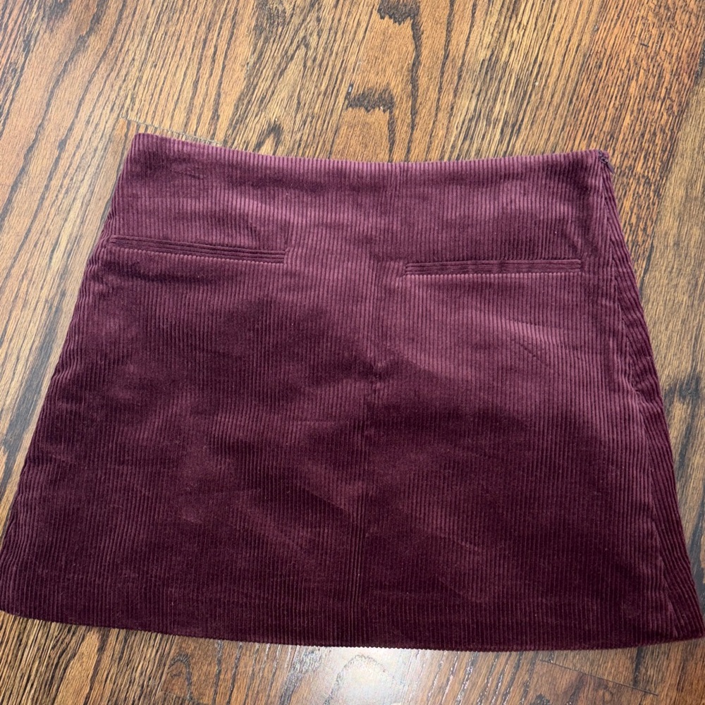 NWT Zara burgundy mini skirt